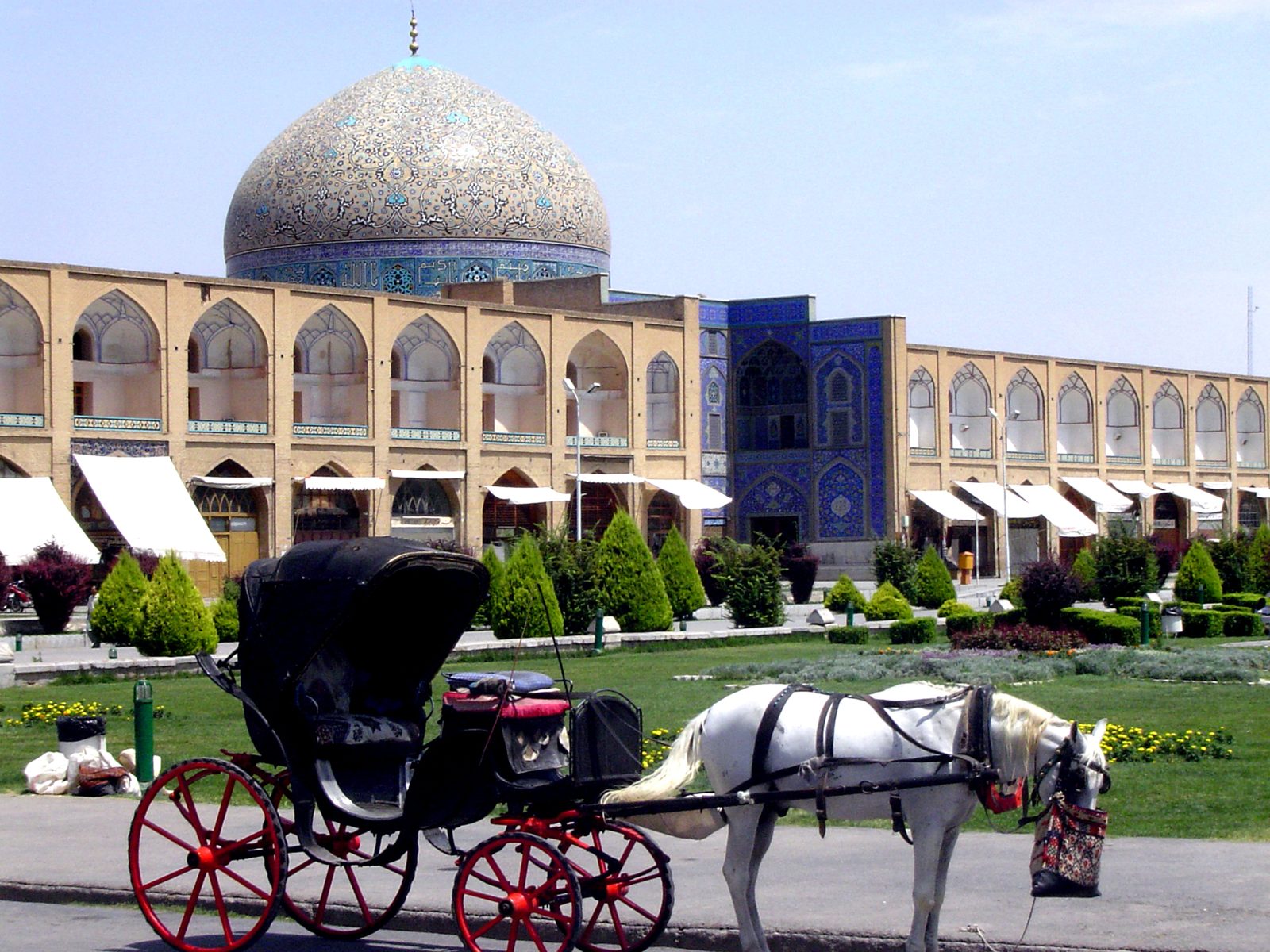 Persia Classic: Esfahan, Shiraz & Yazd